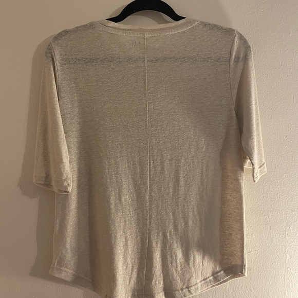 🔥 GAP | Gold Shimmer Linen-Blend Henley Tee Sz XS NWT - Picture 8 of 9